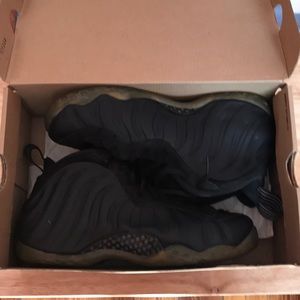 Worn Black Foamposites